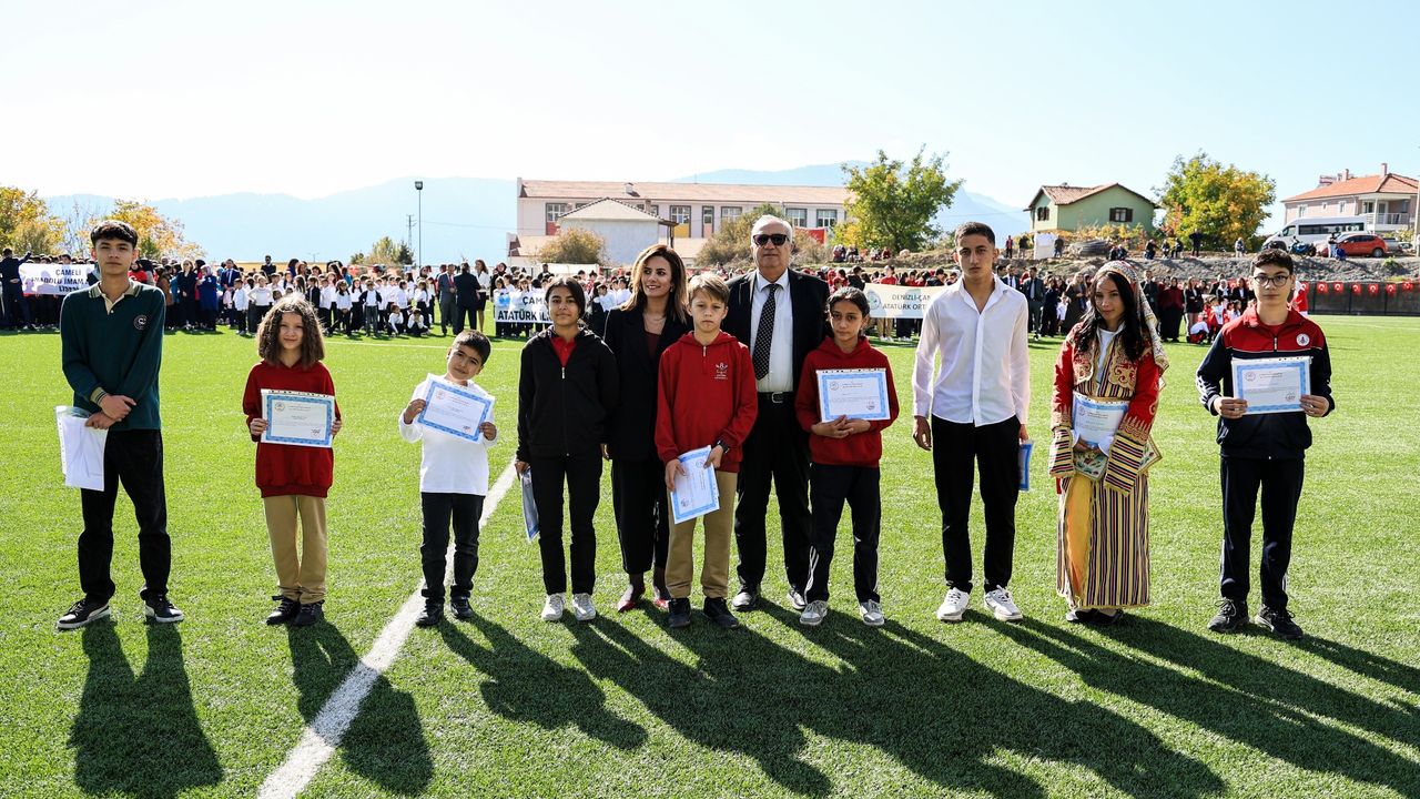 Cumhuriyetin 102. yaşı Çameli’nde coşkuyla kutlandı