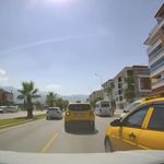 Ani Şerit Değiştiren Taksi Kazaya Neden Oluyordu