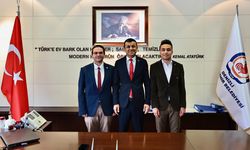 Başkan Çavuşoğlu, en genç meclis üyelerini ağırladı