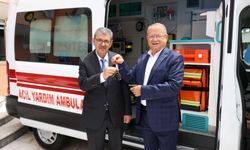İş insanı İbrahim Tan PAÜ’ye ambulans bağışladı