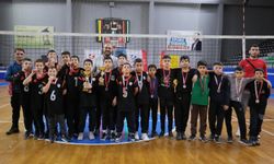 Voleybol küçük erkekler il birinciliği sona erdi