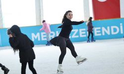 Merkezefendi’nin Buz Pateni Pisti 25 Binden Fazla Kişiyi Ağırladı