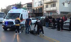 Tamire Giden Motosiklete Başka Bir Motosikletin Çarpıştığı Kaza Kamerada