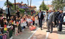 Başkan Cengiz Arslan miniklerle trafik etkinliğinde buluştu