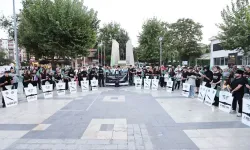 Çerkez Soykırımının Tanınmasını İstedi