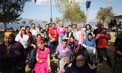 Merkezefendi Belediyesi özel bireyler için İzmir gezisi düzenledi