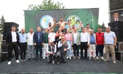 Merkezefendi’de Başpehlivan Mustafa Taş Oldu