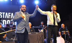 MHP Serinhisar İlçe Teşkilatı'nın Düzenlediği Mustafa Yıldızdoğan Konserine Yoğun İlgi