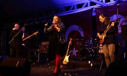 Cumhuriyet coşkusu Denizli’de müzik ve dansla taçlandı