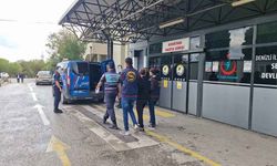 Denizli’de turistleri hedef alan hırsız yakalandı