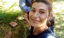 Süt toplama merkezine giden kadın kullandığı traktörün altında kaldı