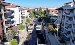 Denizli Büyükşehir’den sıcak asfalt atağı