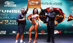 Denizlili sporcu, vücut geliştirmede IFBB Pro Card sahibi oldu