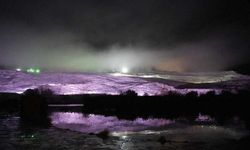 Pamukkale travertenlerinde yağmur sonrası oluşan sis, kartpostallık görüntüler oluşturdu