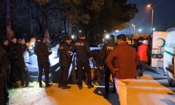 Çarşı ve Mahalle Bekçisi otomobilinde silahla vurulmuş halde bulundu