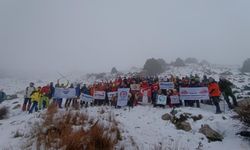 Kazıkbeli Savaşı anısına Honaz Dağı’na zirve tırmanışı