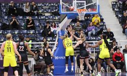 Halkbank Kadınlar Türkiye Kupası: Fenerbahçe Opet: 84 - ÇİMSA ÇBK Mersin: 66