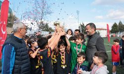 Levend Sarıoğlu U-10 Futbol Ligi’nde muhteşem final