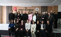 Yüksel Kepenek Gençlerin Sorularını Yanıtladı