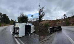 Yağmur sonrası kayganlaşan yolda pikap yan yattı