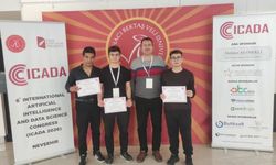 Denizli’nin meslek liseli gençleri uluslararası kongrede makale sundu