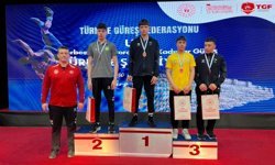 Denizli'li güreşçiler Türkiye şampiyonu