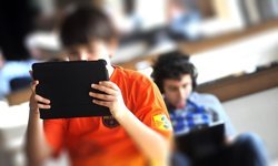 18 Yaş Altına Yeni Düzenleme: BTK’dan “Çocuk Hattı” Geliyor