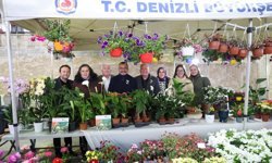 Honaz’da Ata Tohumu Şenliği Coşkusu: Binlerce Tohum ve Fide Vatandaşlarla Buluştu