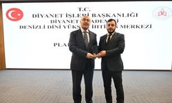 Denizli Valisi Köşger, Dini İhtisas Mezuniyetine Katıldı