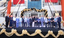 Dostek Koleji'nde 228 Öğrenci  Mezuniyet Heyecanı Yaşadı