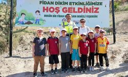 Doğayla Buluşan Çocuklar Zeytin Fidanlarıyla Yeşile Katkı Yaptı