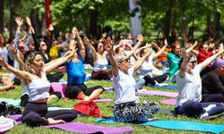 Denizli, Dünya Yoga Günü’nde Büyükşehir ile Nefes Aldı