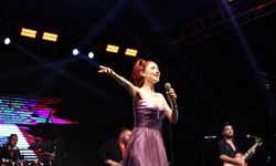 Honaz'da Kiraz Festivali Aslı Güngör Konseriyle Final Yaptı
