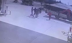 Denizli Tavas’ta Genç Kızın Ailesinin Yanından Kaçırılma Anı Kamerada