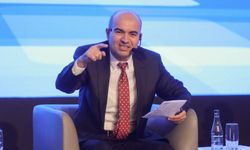 Prof. Dr. ÖZ: “Haz ve Hız Çağında Tüketim Bağımlılığı Sadece Ekonomiyi Etkilemiyor”