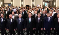 Yeni Parti Denizli Milletvekili Şeref Arpacı Salonu Terk Etti
