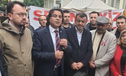 Başkan Doğan’ın Destekçileri İkinci Günde'de Belediye Önünde Buluştu