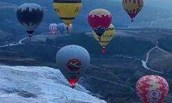 Cumhuriyet Coşkusunda Balonlar Türk Bayraklarıyla Gökyüzüne Yükseldi