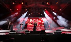 Denizli  Büyükşehir'den Cumhuriyet'e Yakışır Kutlama