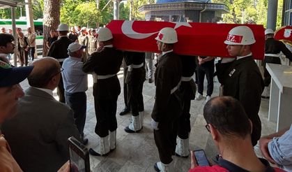 Denizli gazisine askeri törenle veda etti