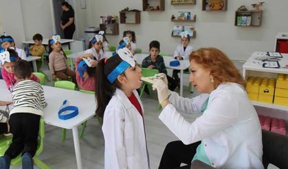 Öğrencilere ağız ve diş sağlığı eğitimi verildi