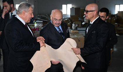 Vali Köşger deri fabrikalarındaki üretim zincirini inceledi