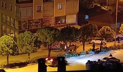 Kale’de seyir halindeki araç alev alev yandı