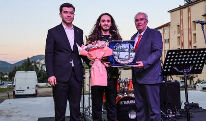 Çameli’nde 19  Mayıs Coşkusu Oğuzhan Sahne  Aldı