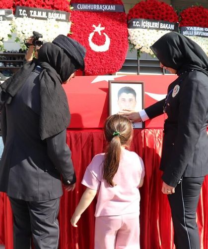 Şehit Polis Memuru Son Yolculuğuna Dualarla Uğurlandı
