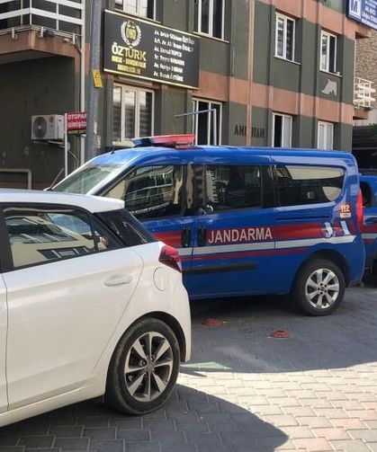 Denizli'de Uyuşturucu Baskını: Baro başkanı ve 11 avukat gözaltına alındı