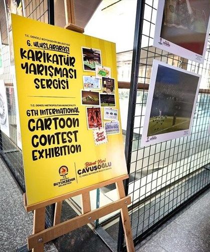 Uluslararası Karikatür Sergisi Otogarda Sanatseverlerle Buluştu