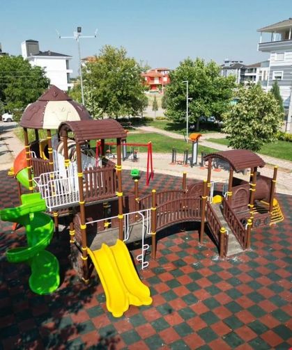 Tavas'ın Parkları Çocuklar İçin Daha Güvenli Ve Modern Hale Getiriliyor