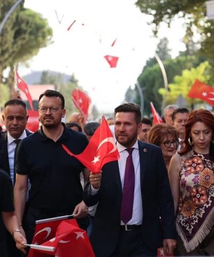 Denizli 8. Tavas Zeybek, Kültür ve Sanat Festivali Kortej Yürüyüşüyle Başladı