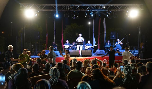 Denizli Büyükşehir ile Akvadi’de konser keyfi